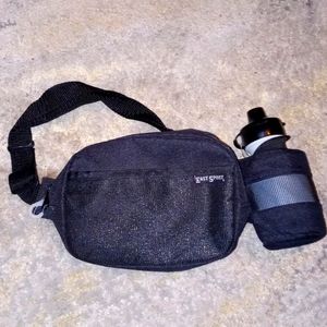 🆕 Black "EAST SPORT" phanny pack w/ small white/black water bottle🔥See pics🔥
